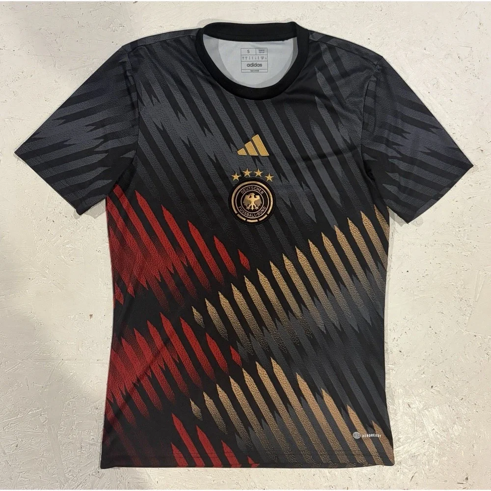 Adidas Germany Pre Match Soccer Jersey 2022 Mens Small Slim World Cup
